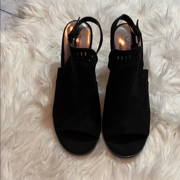 SOLD! Carlos Santana Suede Peep Toe Heeled Sandals - Picture 2 of 6